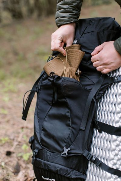 Рюкзак туристический Tramp Expedition 60 л (черный) UTRP-056-black фото
