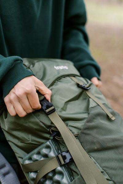 Рюкзак туристический Tramp Hike 30 л (оливковый) UTRP-058-olive фото