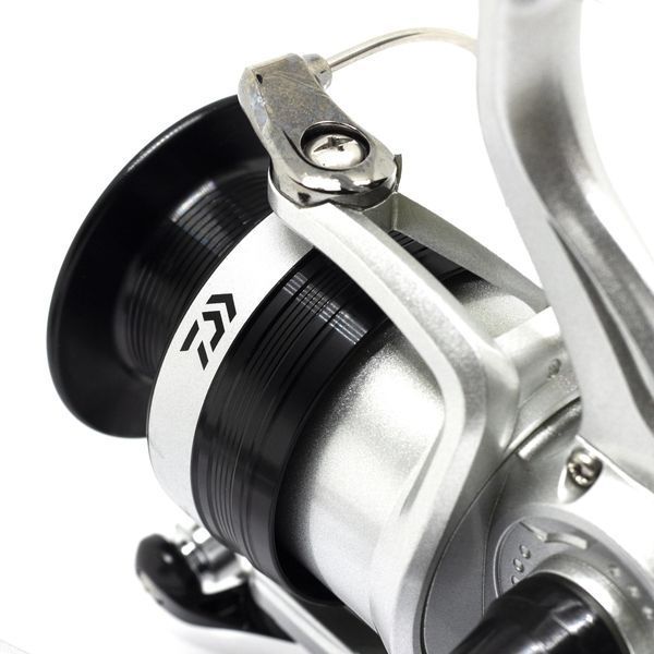 Котушка Daiwa Sweepfire E 4500C (10118-450) 10118-450 фото